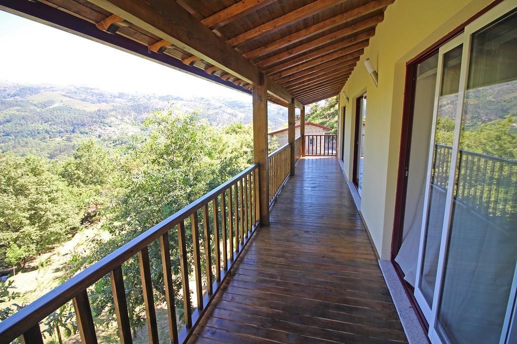 Gasthaus Encostas Da Torre Terras de Bouro Exterior foto